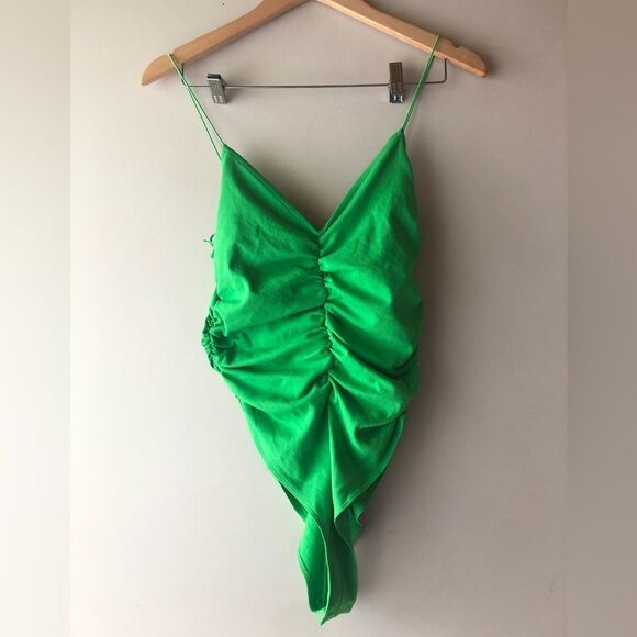 🔺 Zara | Ruched Green Bodysuit - Picture 1 of 4